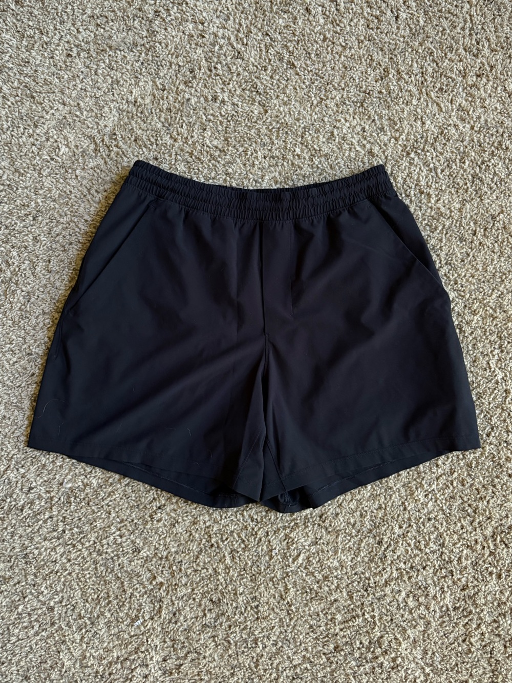 lululemon pace breaker 5” linerless shorts - Picture 2 of 2